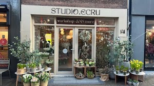 Studio.Ecru, Workshops Ann' more plaats foto
